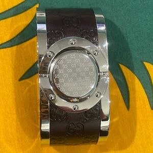 Gucci Women's Twirl Brown Leather Watch